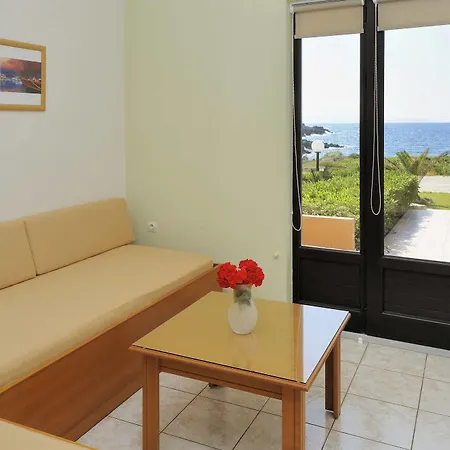 Aparthotel Nanakis