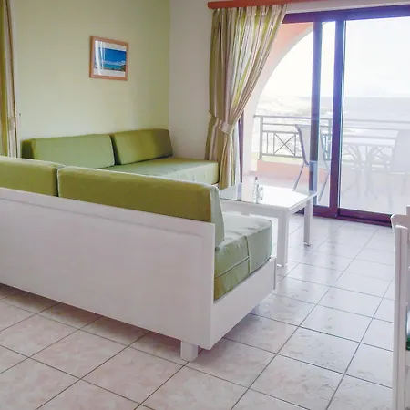 Nanakis Aparthotel Stavrós
