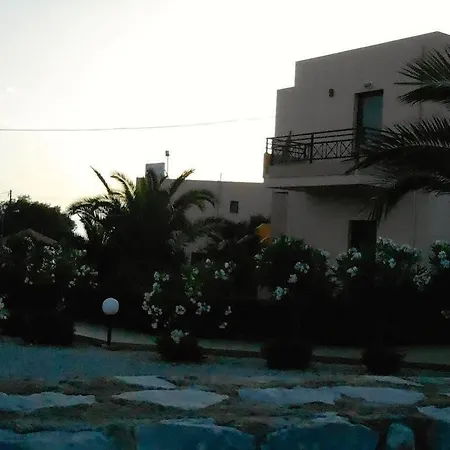 Aparthotel Nanakis