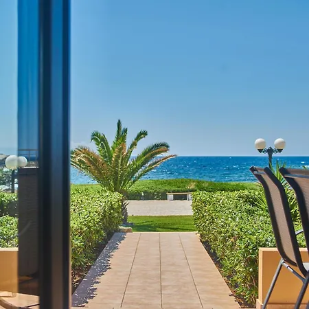 Aparthotel Nanakis